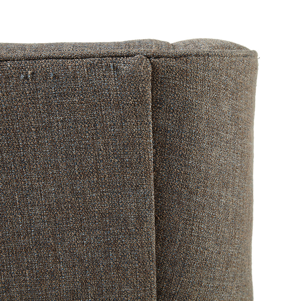 Swivel Lounge Chair B147