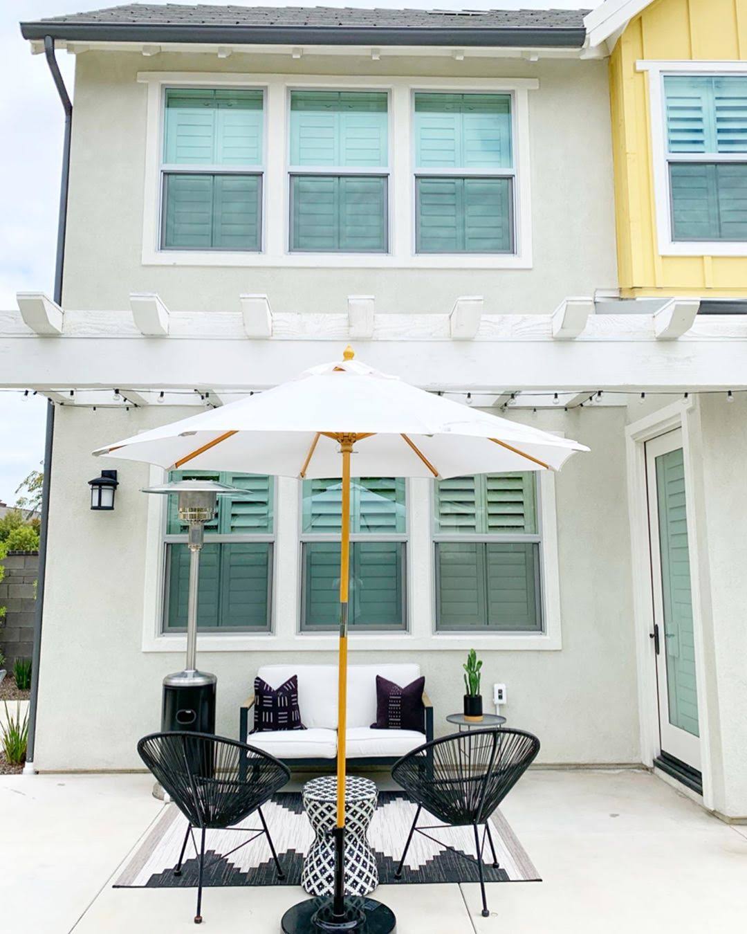 7.5 ft Octagon Cafe Bistro Umbrella X666