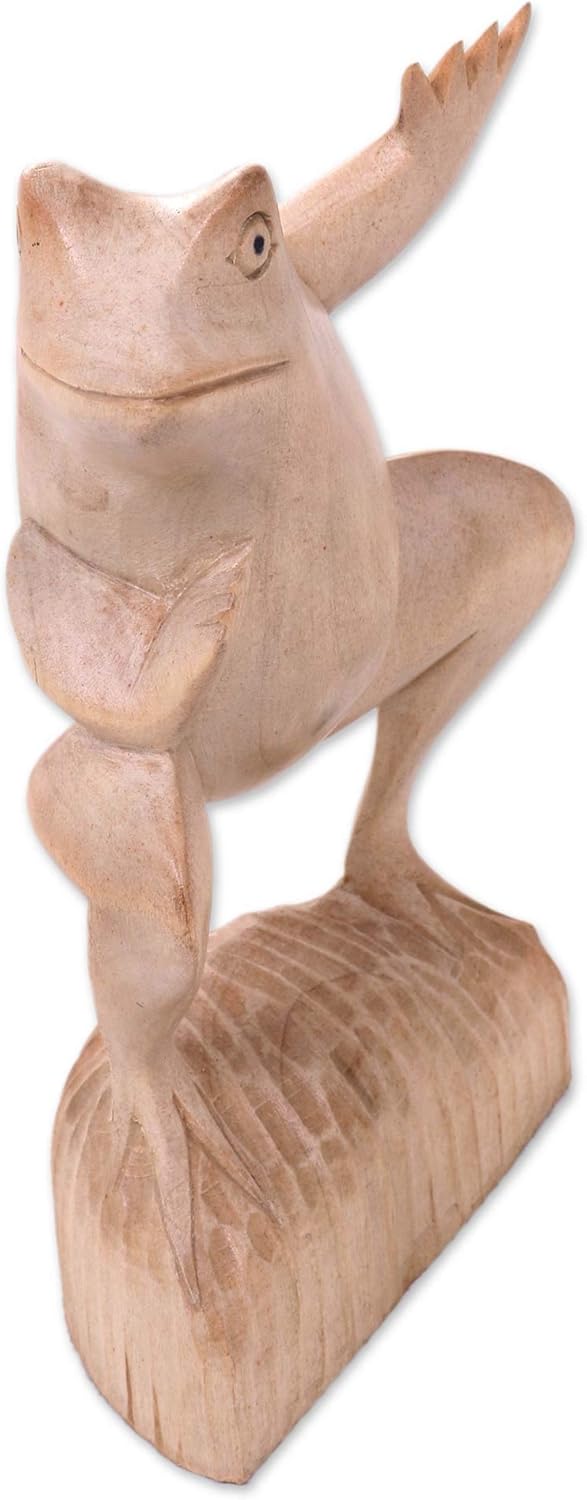 Wood Frog Sculpture B9961