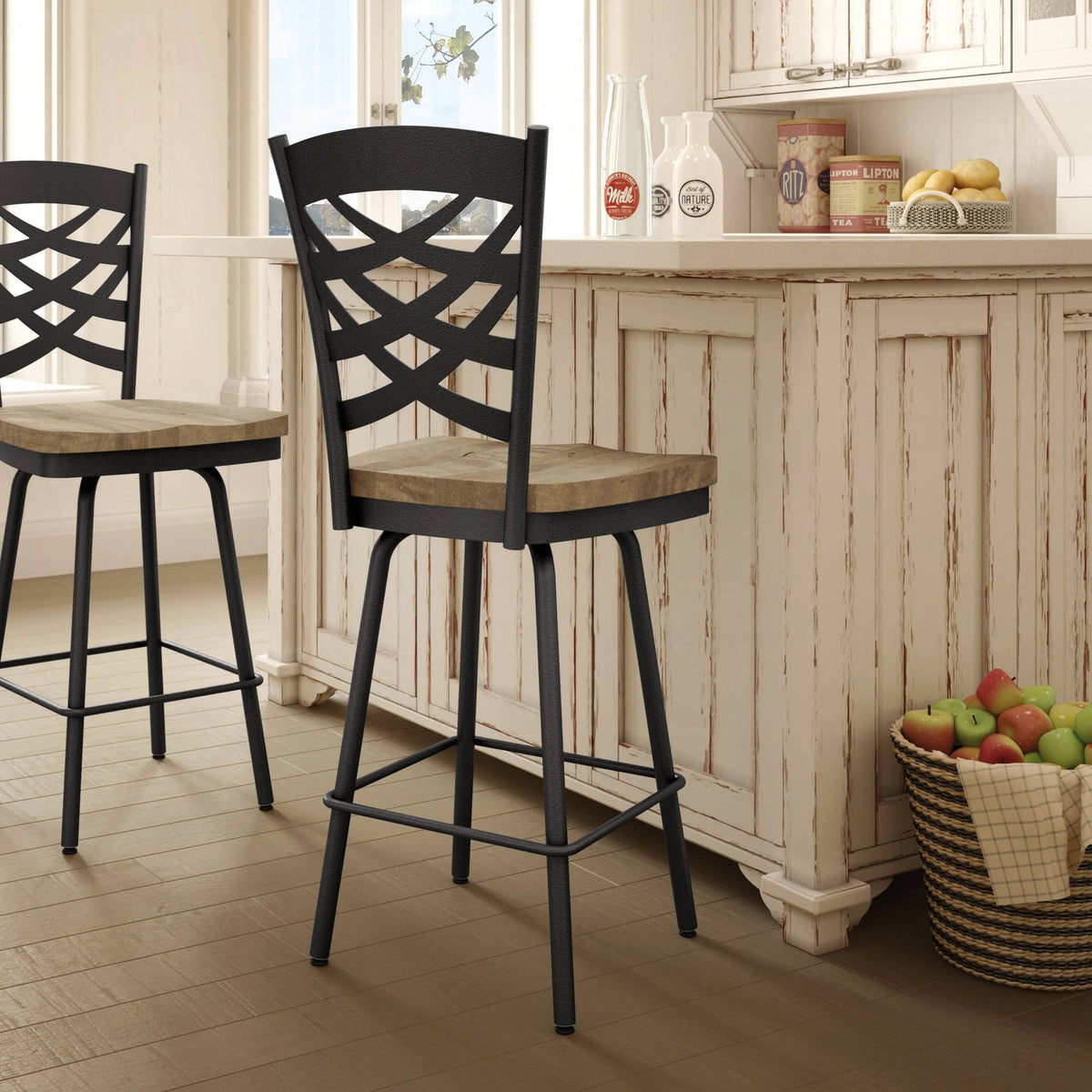 Swivel Counter Stool B361913