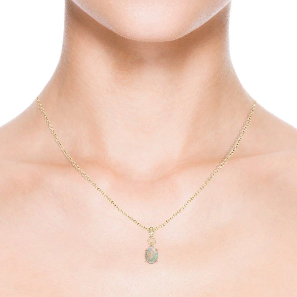 14K Yellow Gold Opal Pendant Necklace T5403
