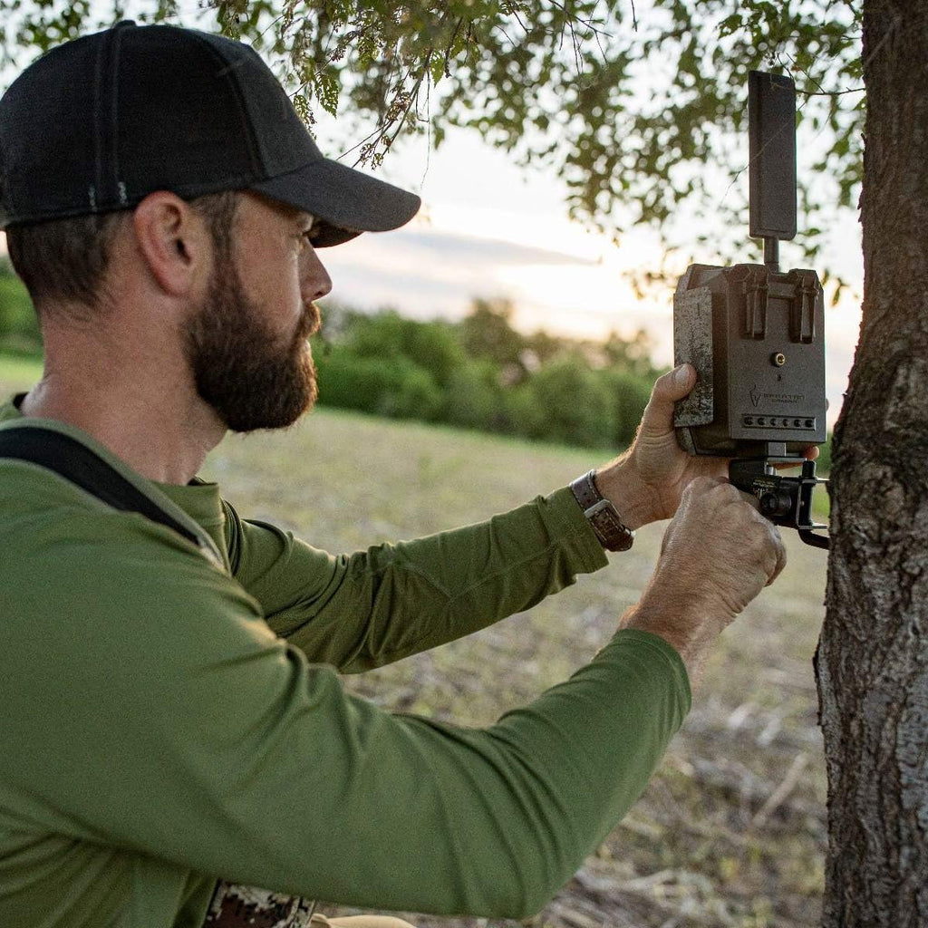 Blackout 4G LTE Trail Camera with Motion Activated Night Vision A753