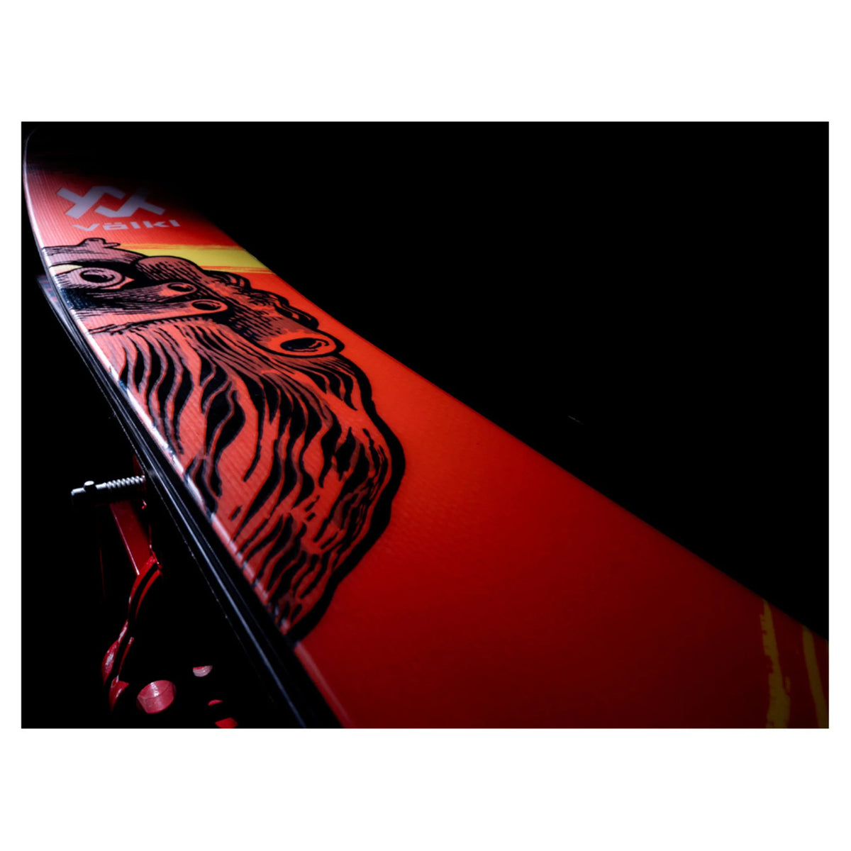 Revolt 121 Skis G561566