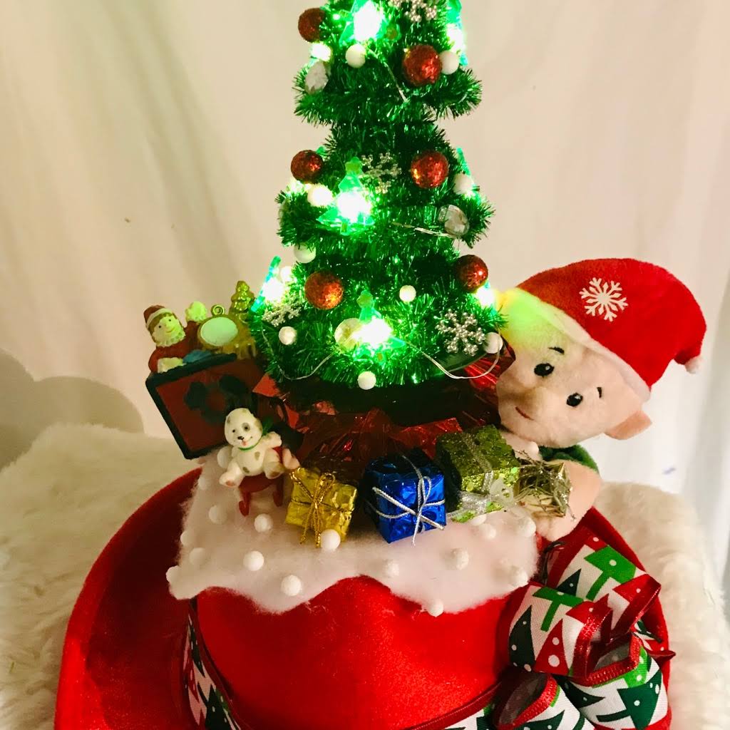 Red Christmas Hat with Lights L8091
