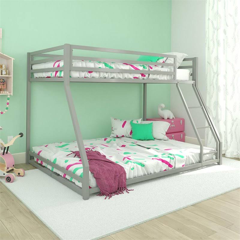Twin Over Full Metal Bunk Bed in Silver Q131802
