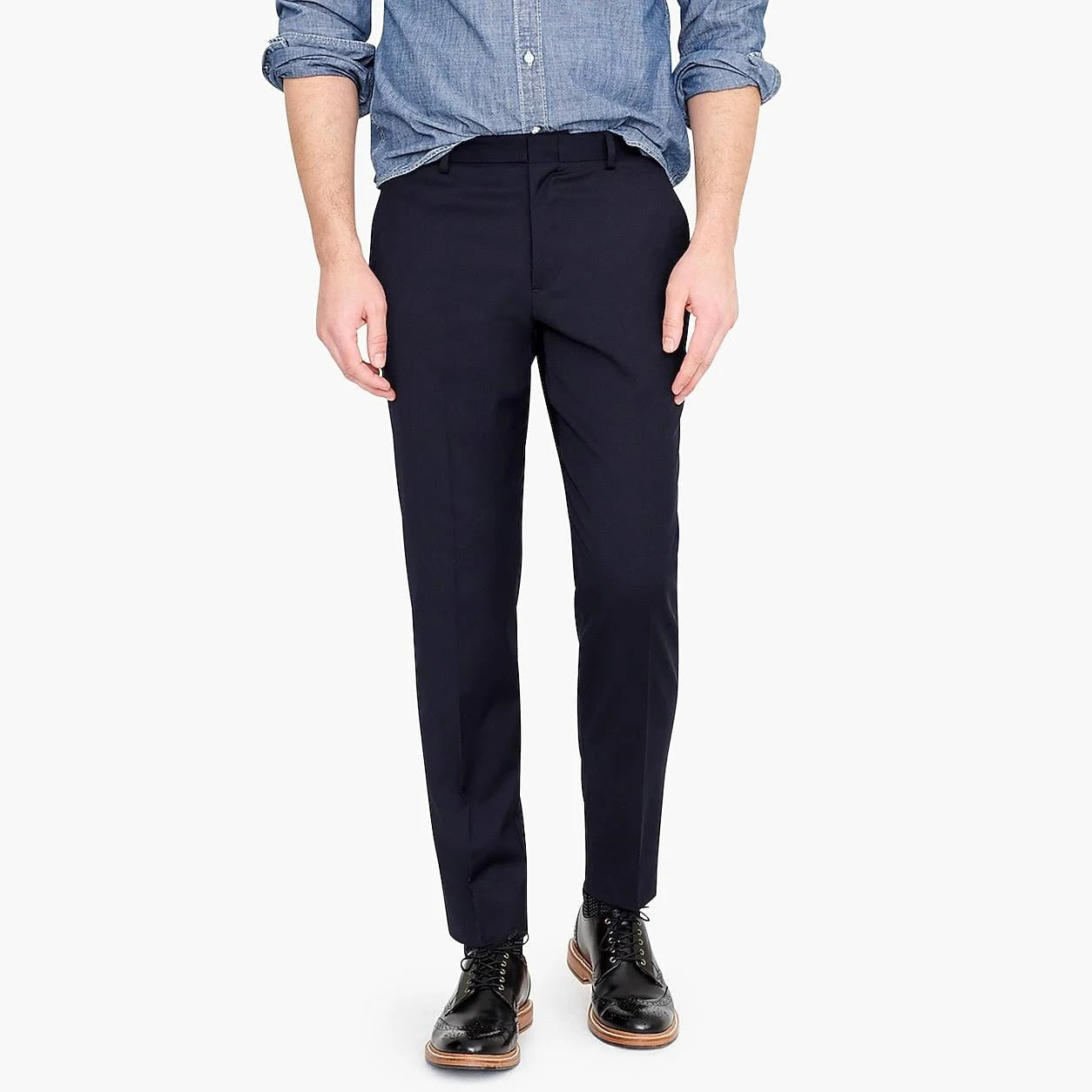 Slim-Fit Pant in Stretch Four-Season Wool (Size 38x32) X564