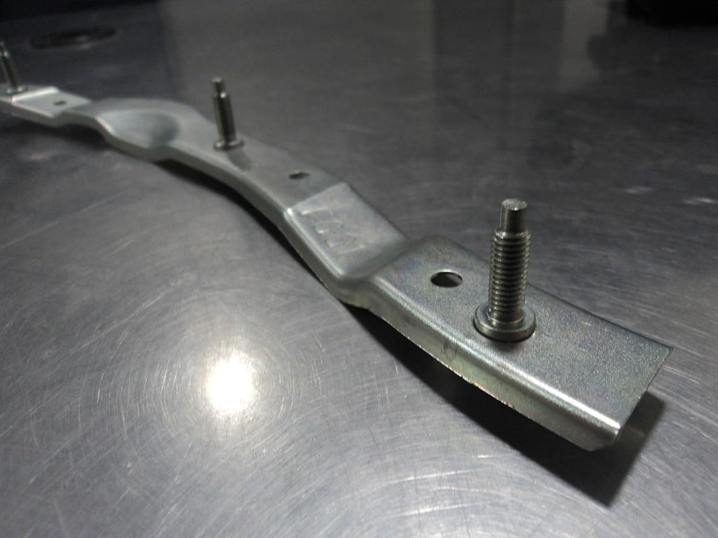 Front Left and Right Bumper Retainer Bracket Set Pack of 2 K614720