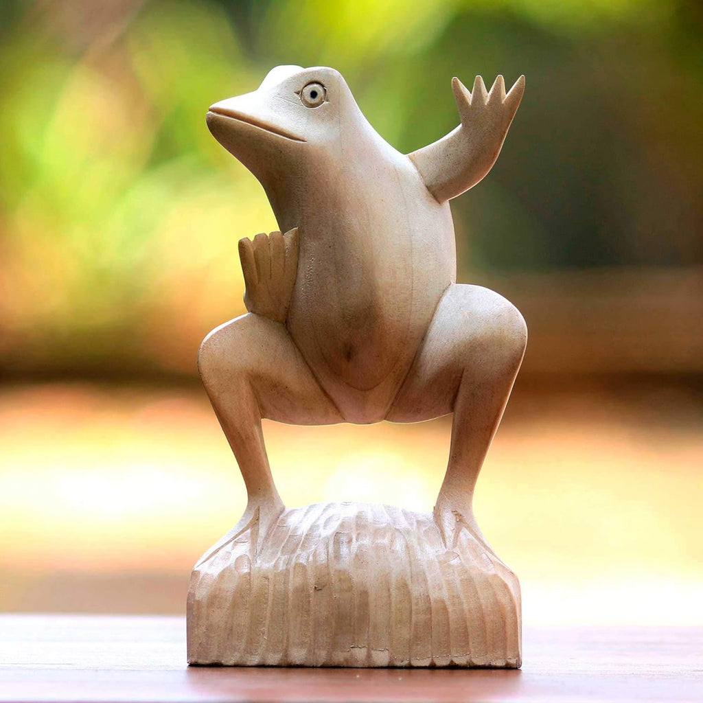 Wood Frog Sculpture B9961