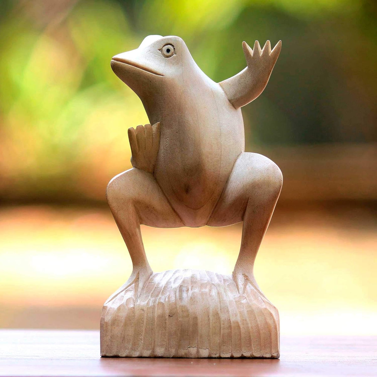 Wood Frog Sculpture B9961