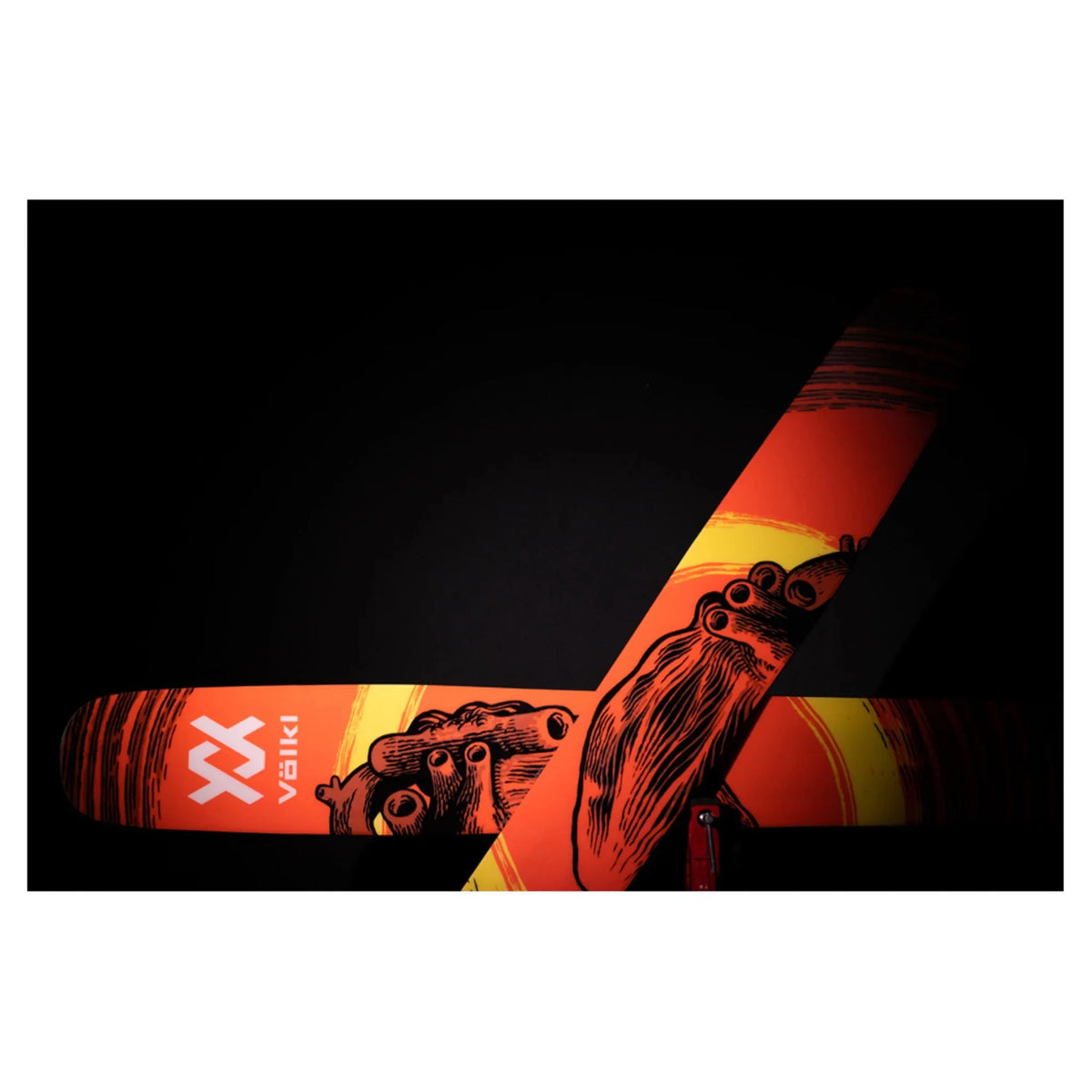 Revolt 121 Skis G561566