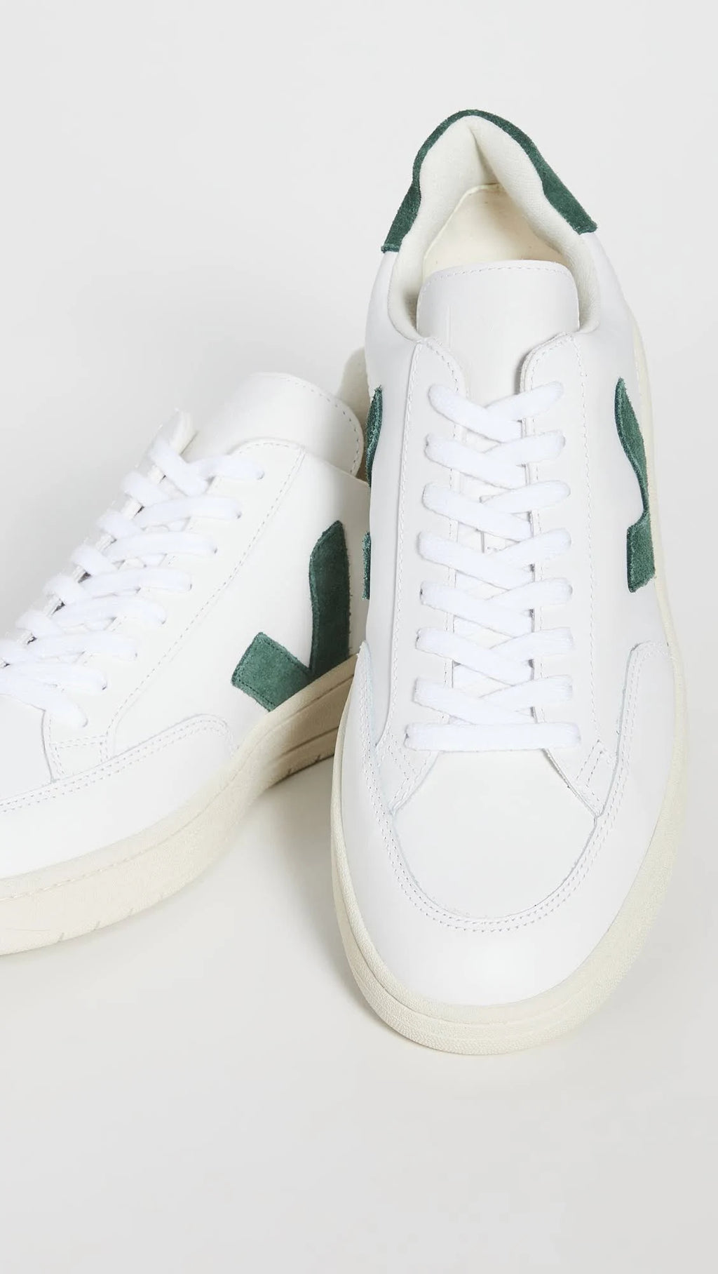 White Cyprus Veja V-12 Sneakers Q224